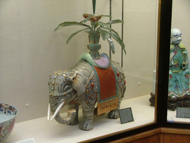 Chinese Elephant Statue No 1.JPG