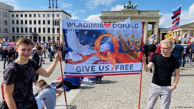 qanon2.jpg