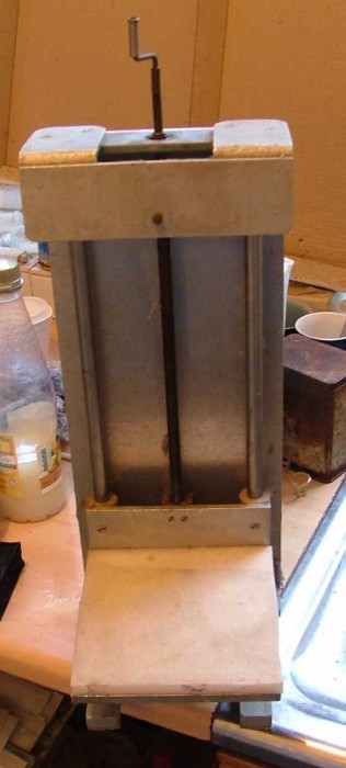 Macro Bench Overview.JPG