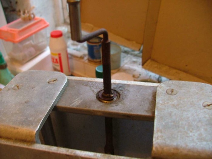 Macro Bench Top.JPG